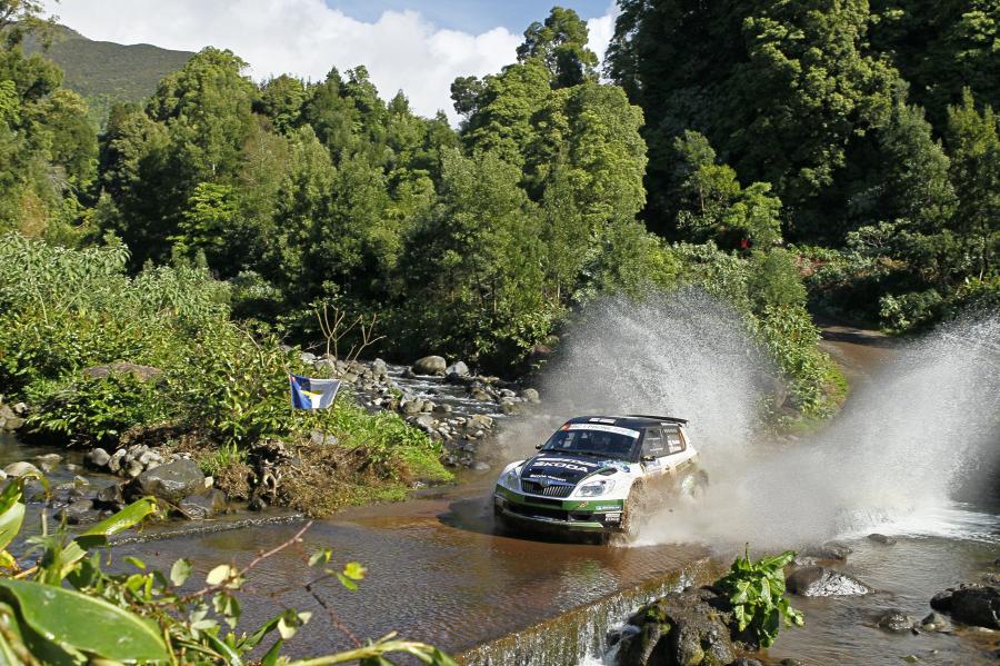  Skoda Fabia S2000 Rally of Azores 2012 года  (фото 9 из 21)
